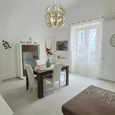 Jey Studio_Independent Seafront Apartment Terrasini Buitenkant foto